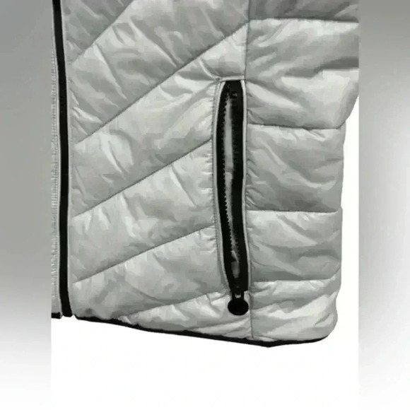 Moose Knuckles Canada Puffer 100% Nylon Women’s Vest XL - Picture 3 of 11